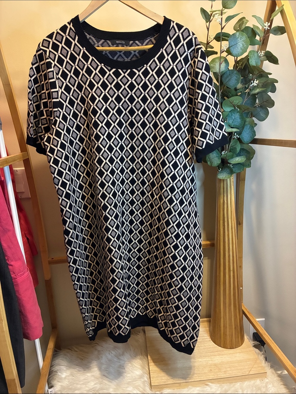RW&CO. Black and Cream Geometric Midi Dress